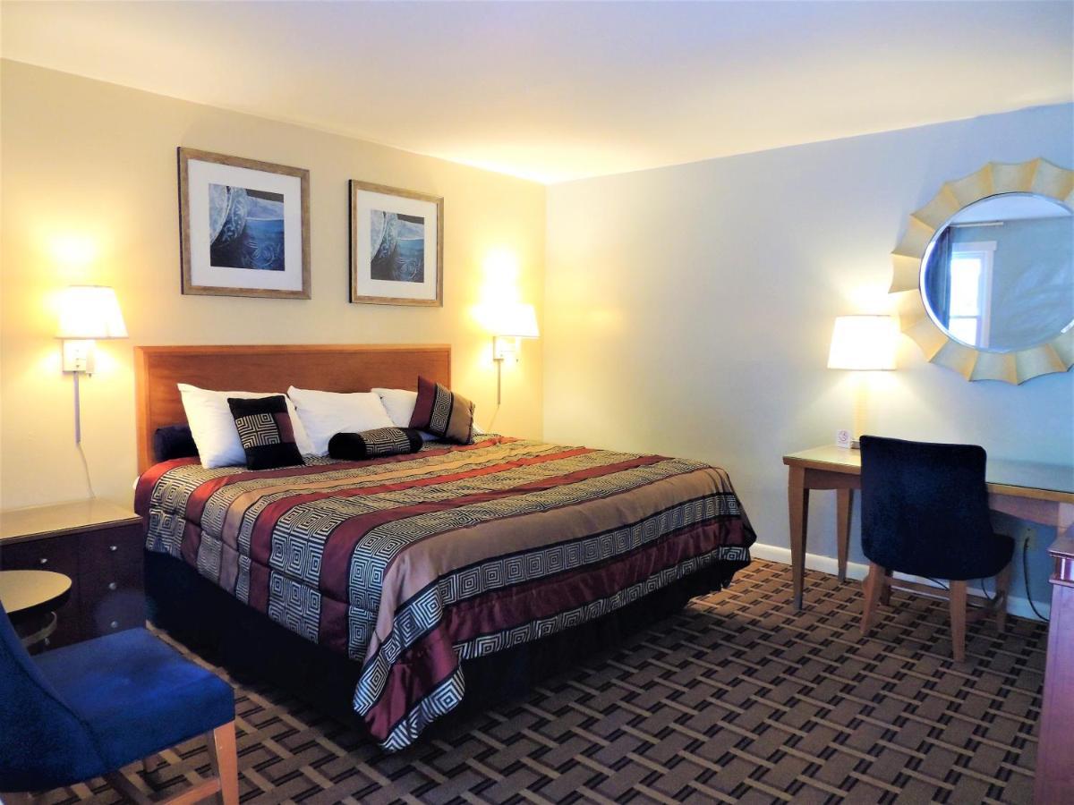 Windsor Motel Groton Buitenkant foto