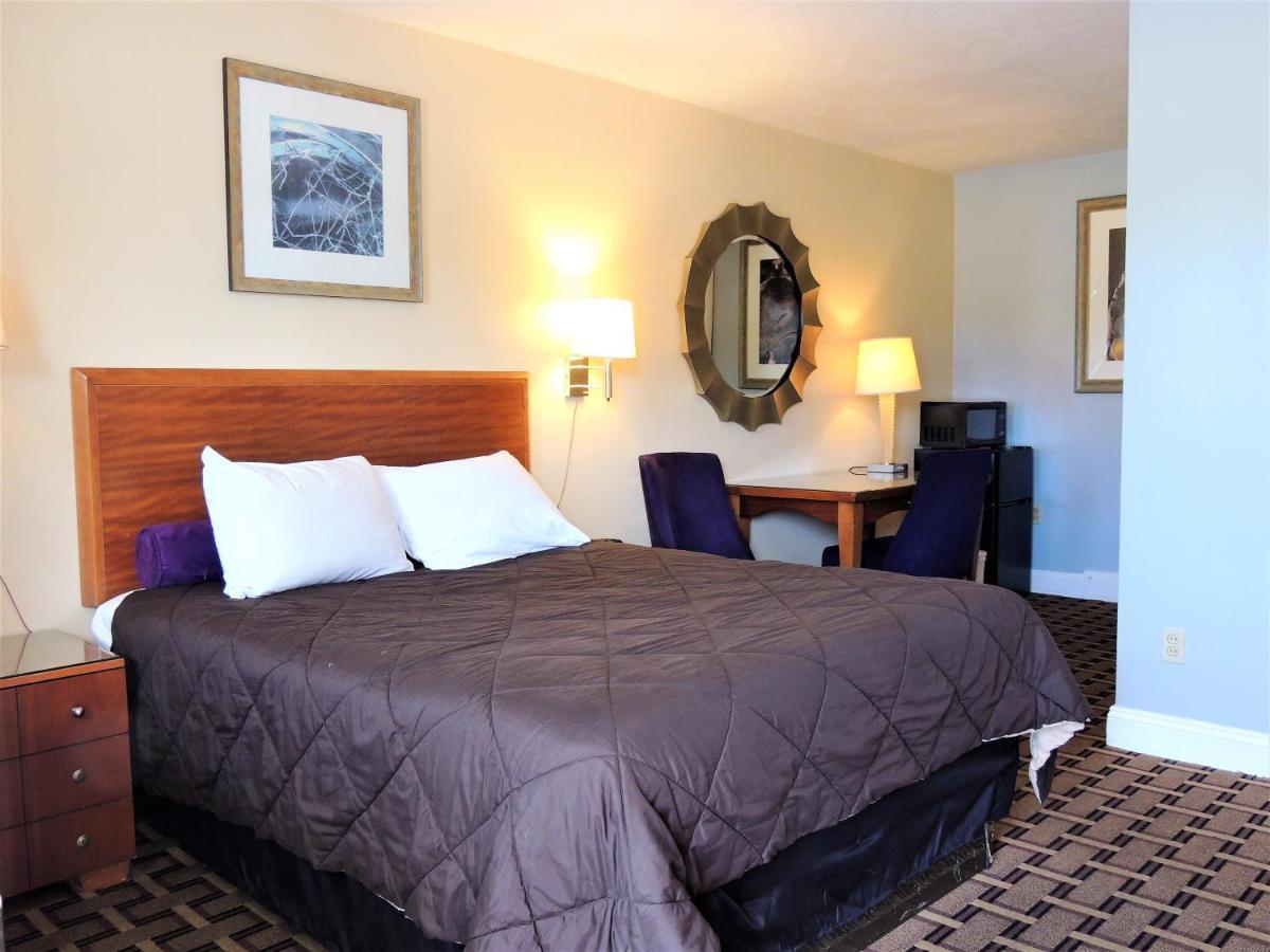 Windsor Motel Groton Buitenkant foto