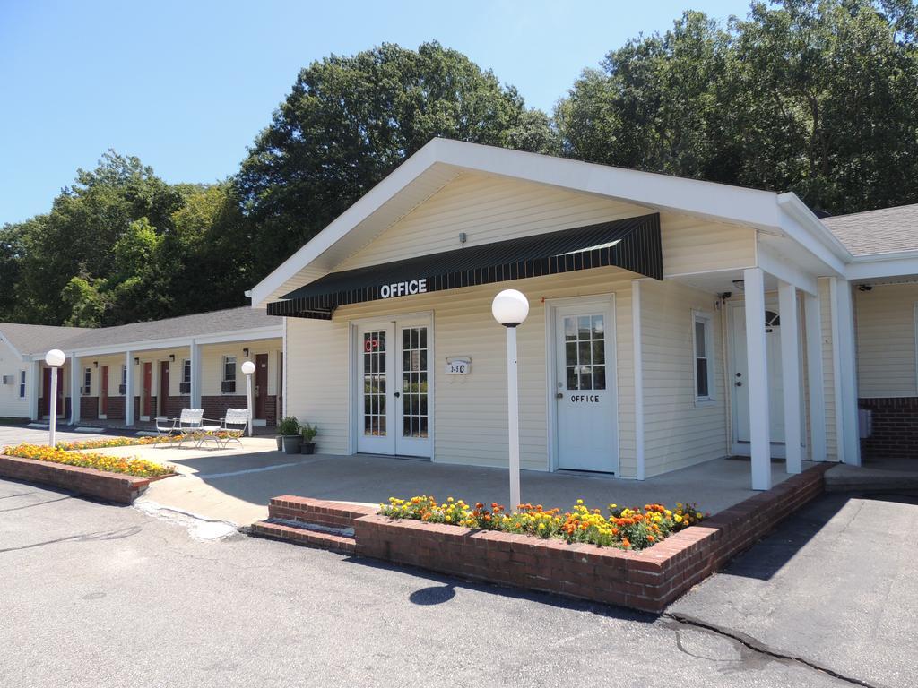 Windsor Motel Groton Buitenkant foto